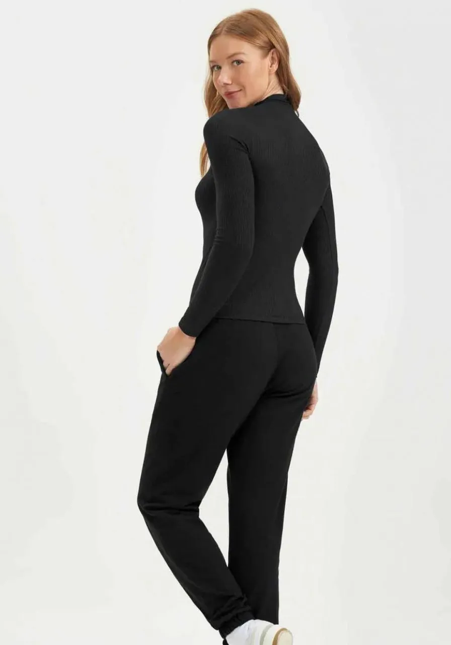 Blusa Manga Longa Canelada Preto