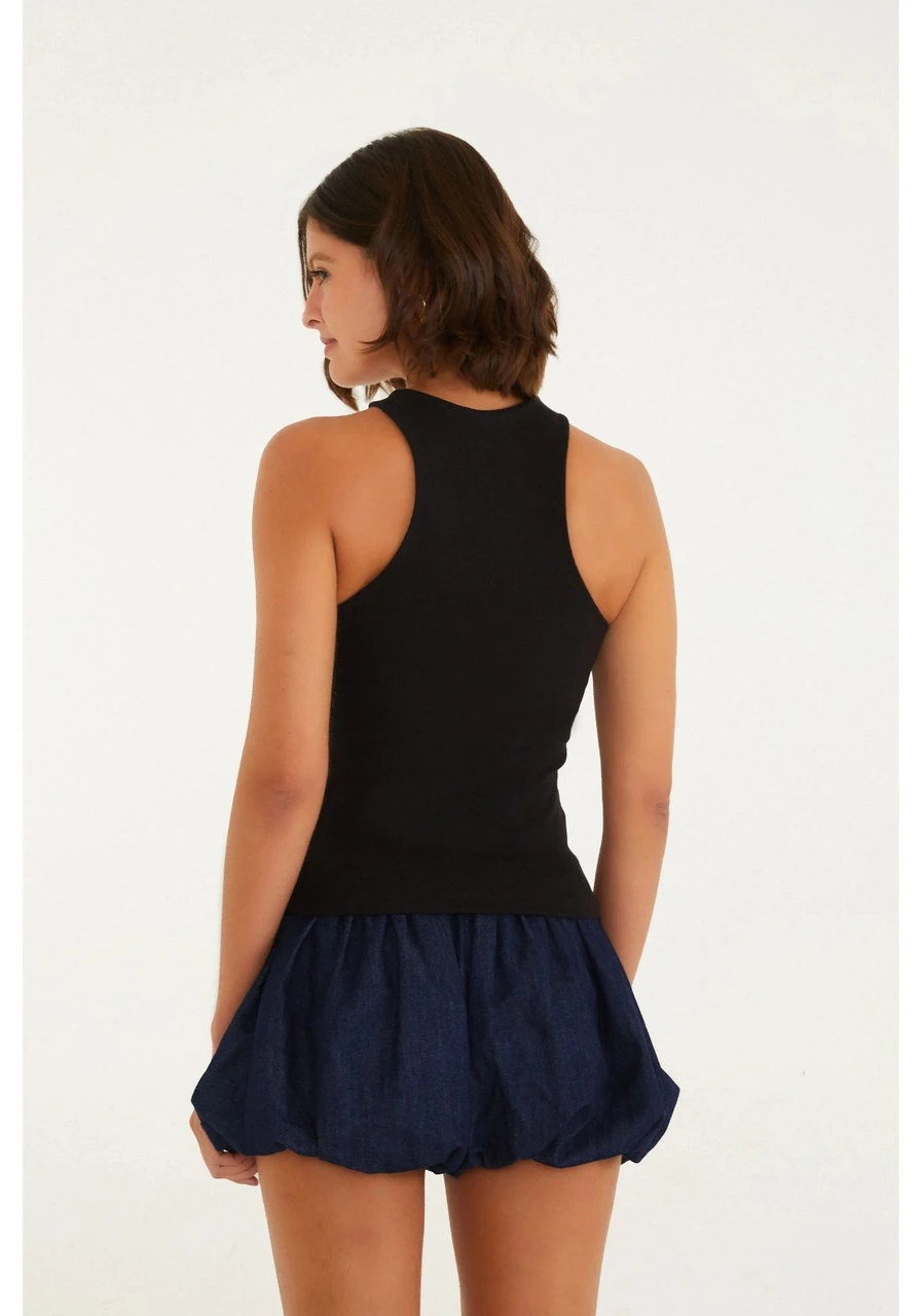 Regata Maxi Flor Preta Farm Ref 15150