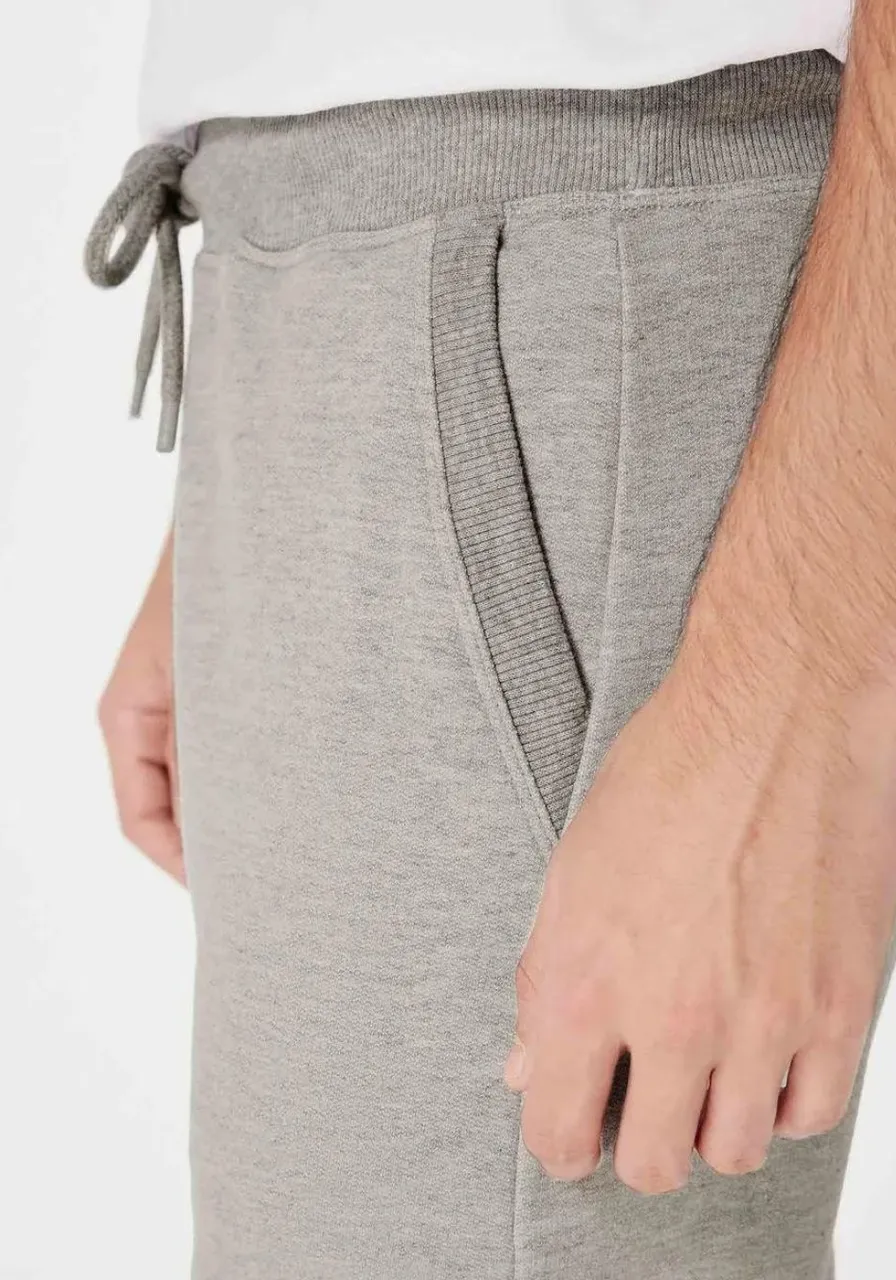 Calça Jogger Em Moletom Peluciado Cinza