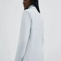 Blazer Alongado Em Crepe Cinza - imagem 6