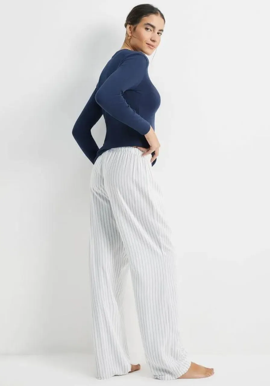 Calça Pijama Em Viscose Listrado