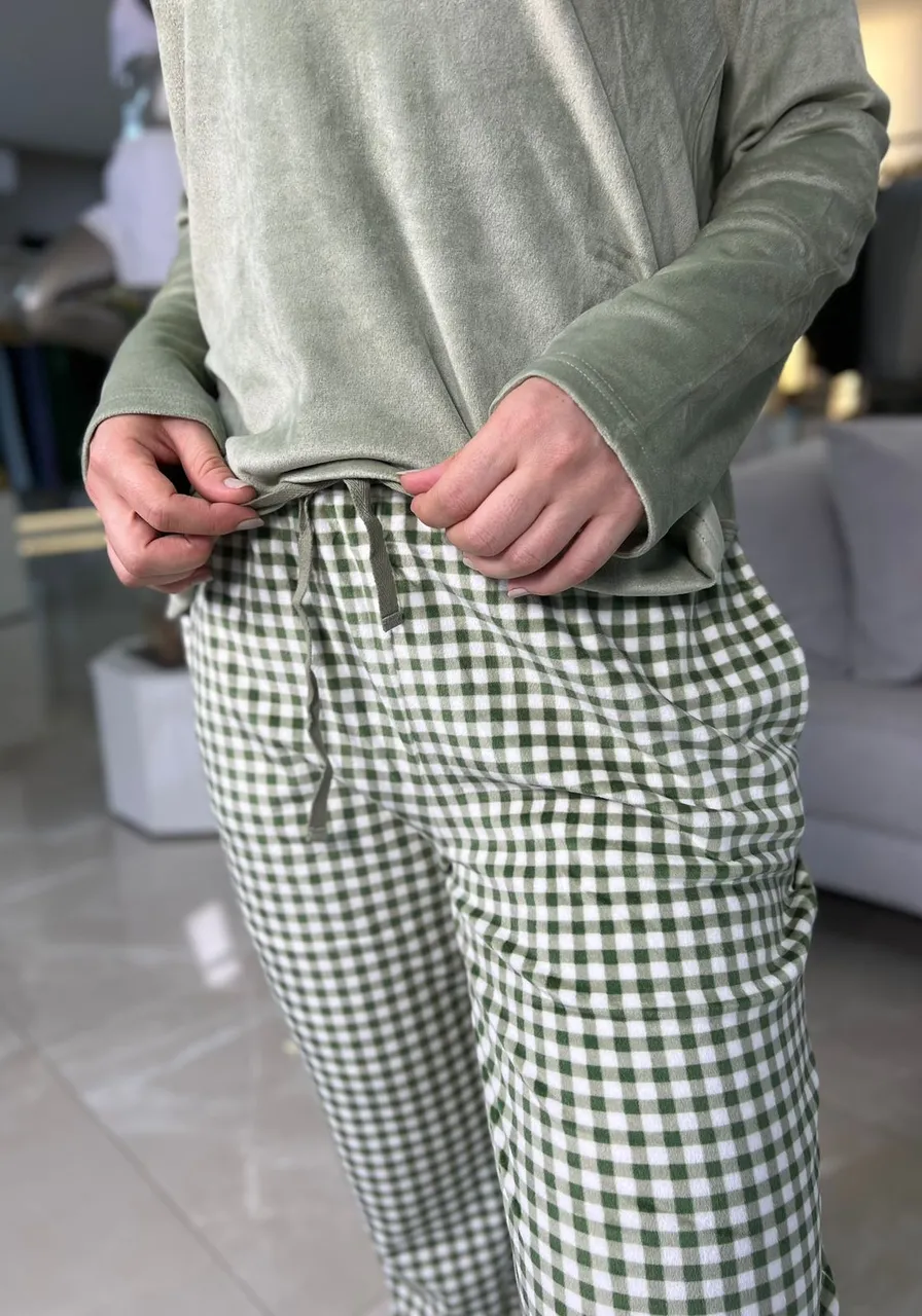 Pijama Blusa E Calça Em Push 