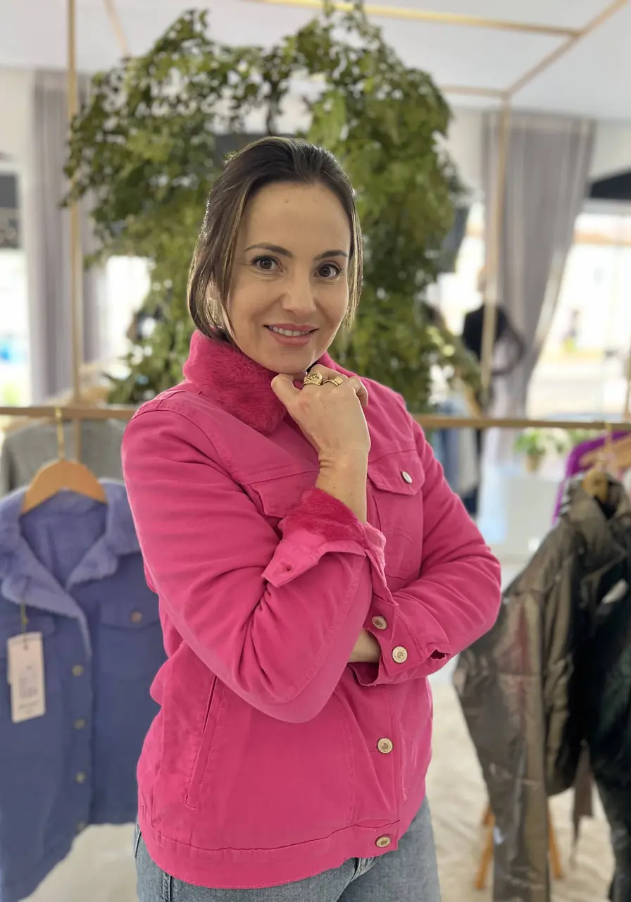 Jaqueta Jeans Forrada Peluciada Rosa