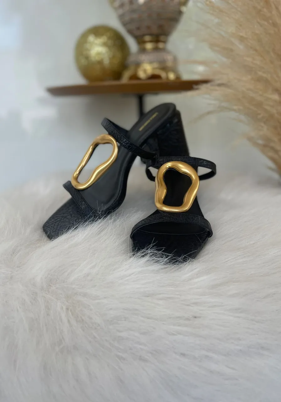 Sandália Com Metal Orgânico Preta Lança Perfume Ref 15040  