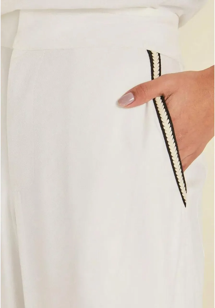 Calça Reta Detalhe Galão Off White