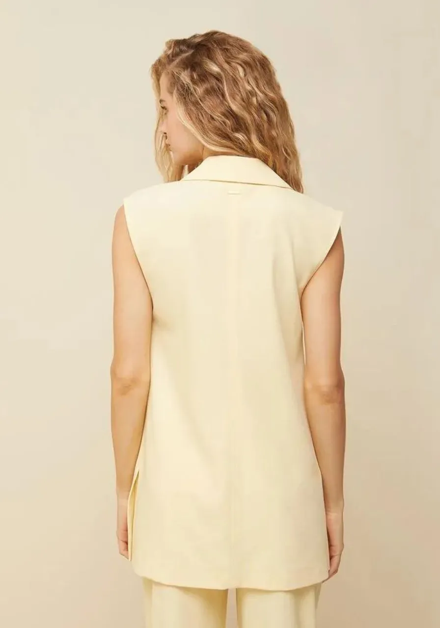 Colete Morena Rosa Alongado Abertura Lateral