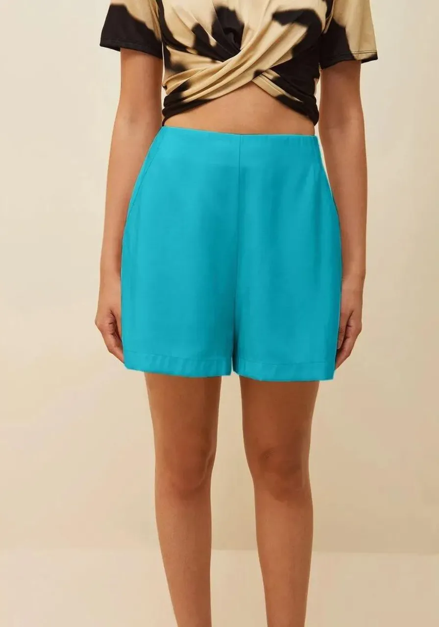 Short Alfaiataria Morena Rosa Azul