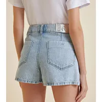 Short Jeans Curto Detalhes Metal E Bordado - imagem 3