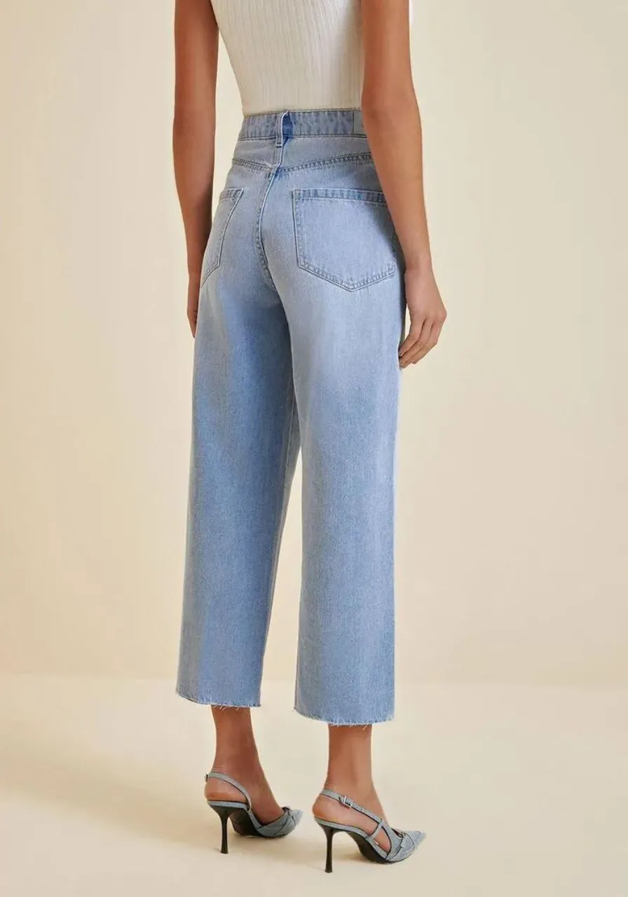 Calça Morena Rosa Jeans Reta Pantacourt