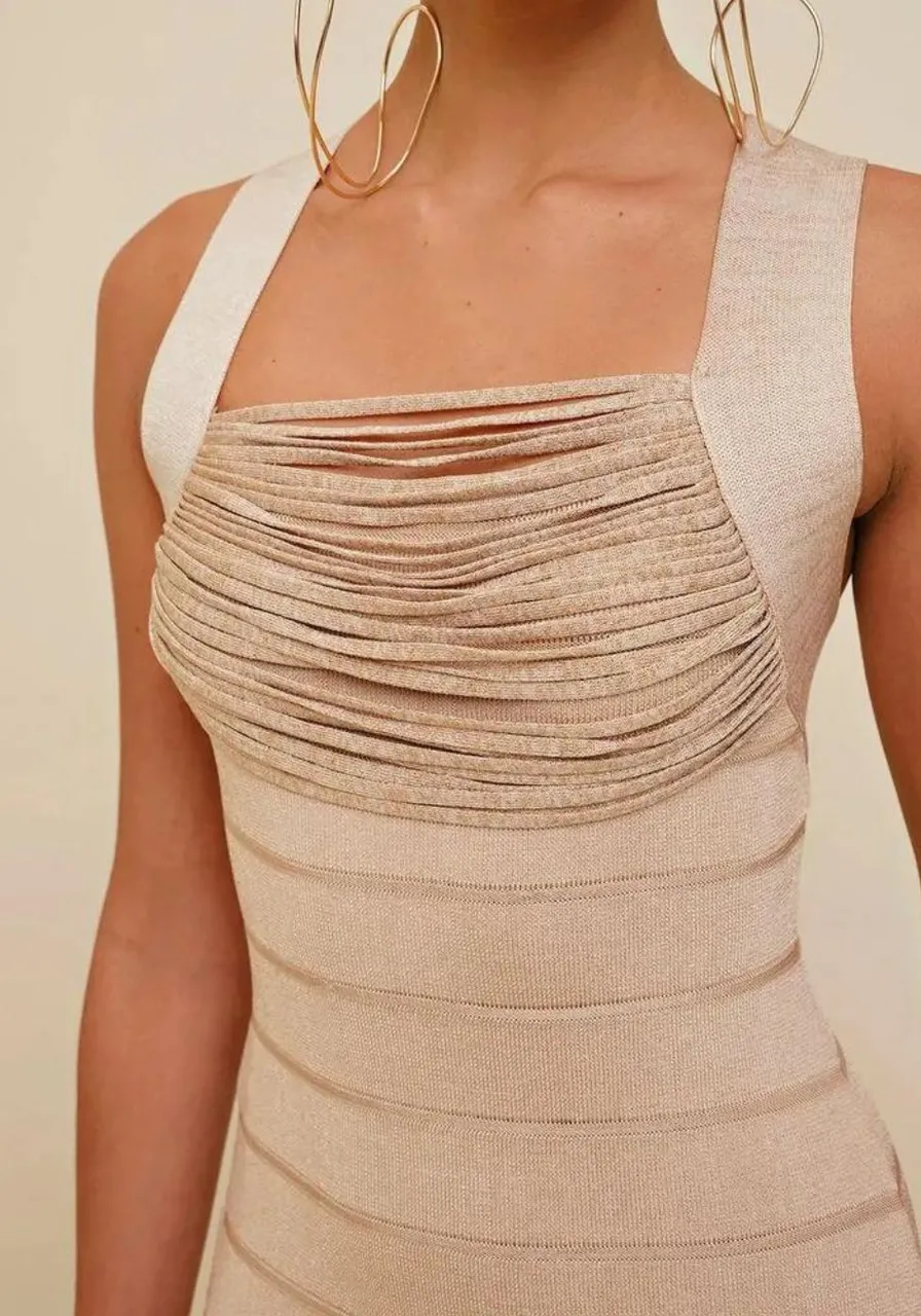 Vestido Midi Tricot Bege