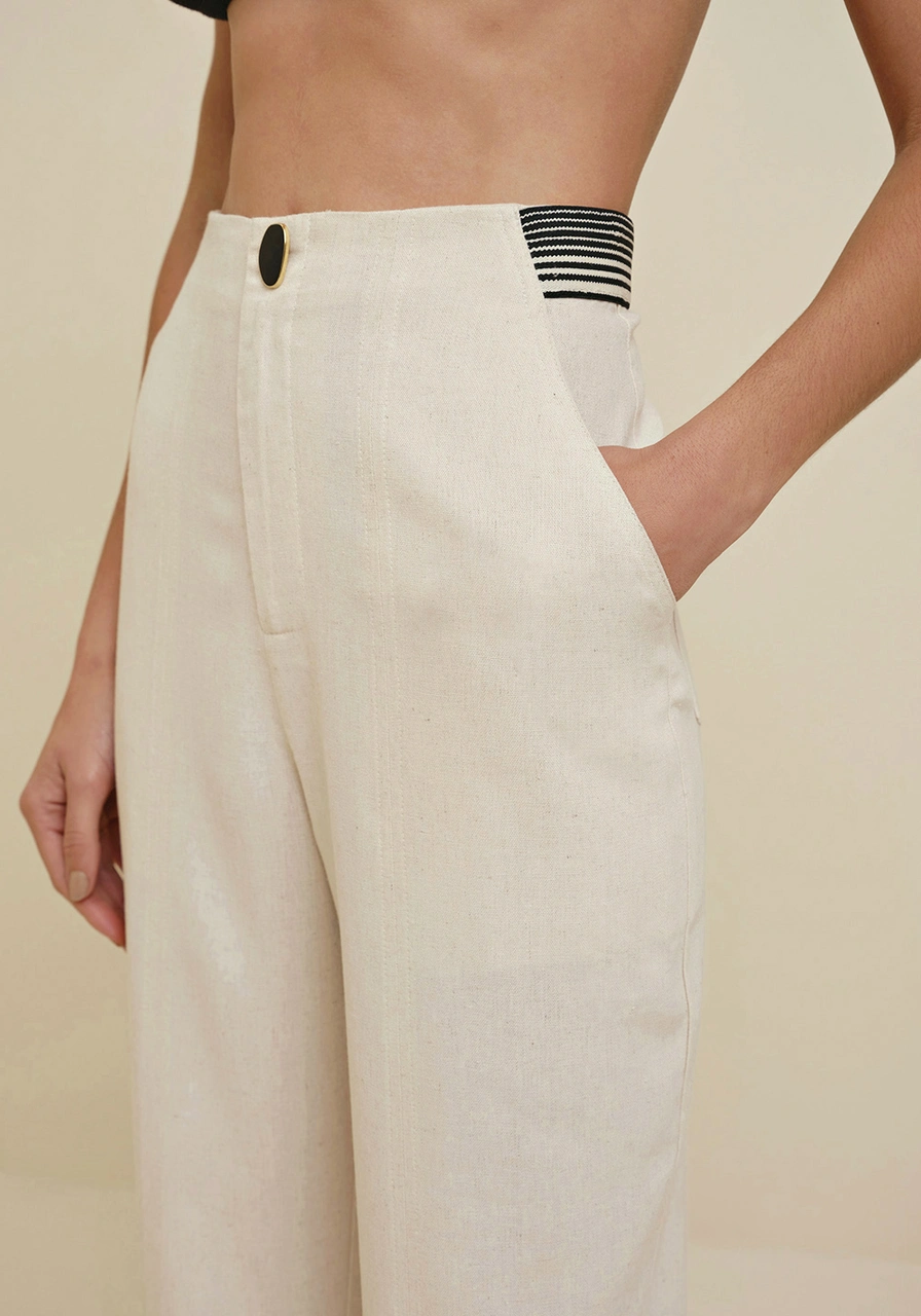 Calça Morena Rosa Reta Detalhe Elástico