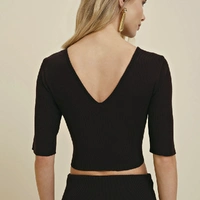 Blusa Cropped Detalhe Aplicações Strass - imagem 2