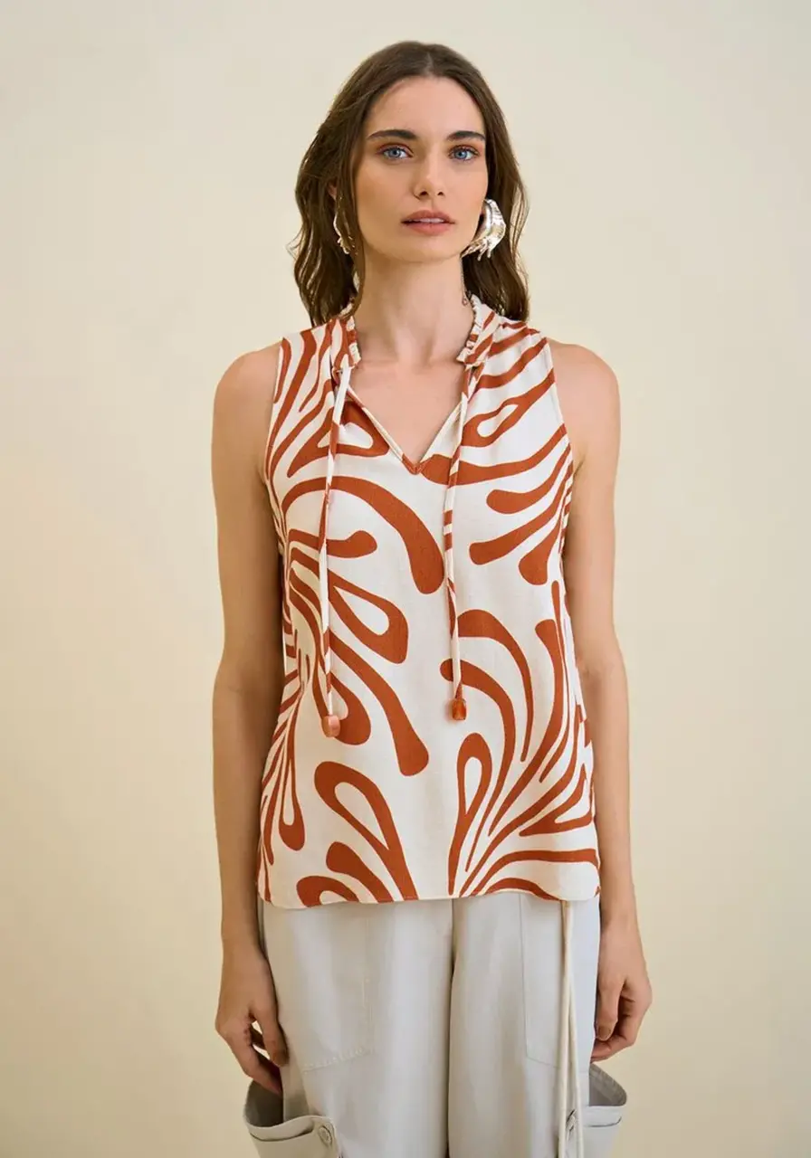 Regata Solta Decote V Careca Alongada Morena Rosa 