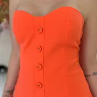 Blusa Decote Coração Sem Manga Laranja - imagem 4