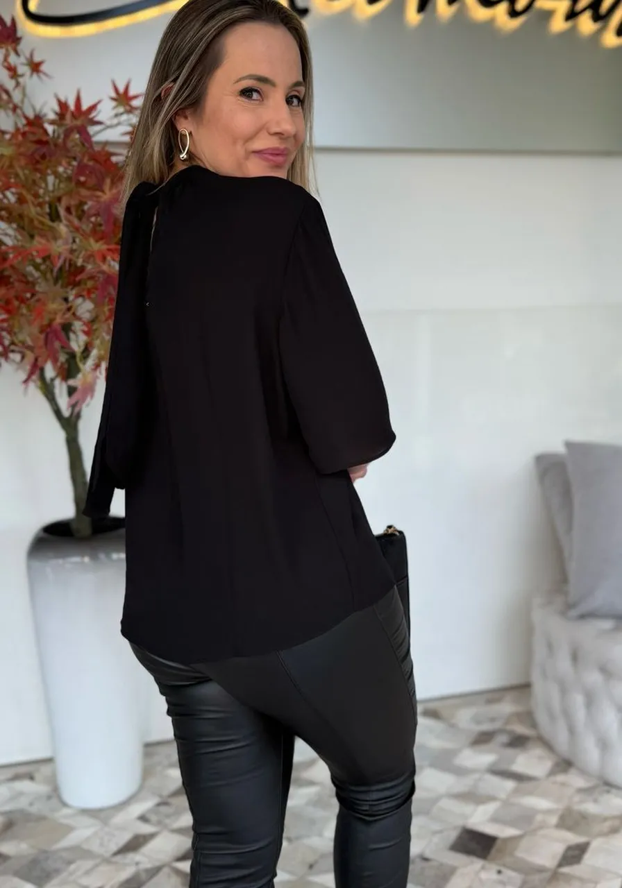 Blusa Solta Gola Alta Manga Curta Padrão Morena Rosa Ref 13232