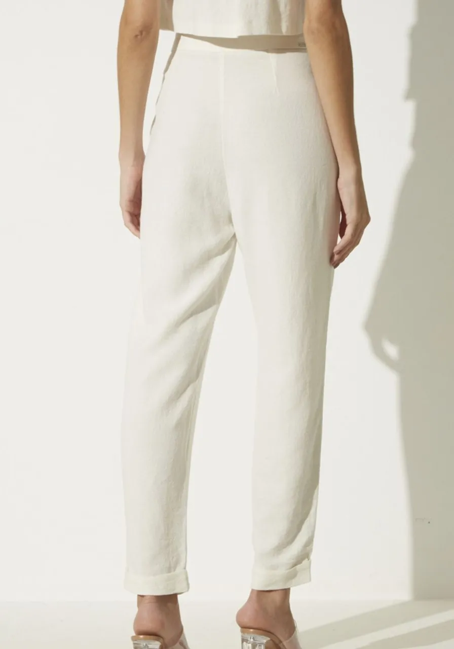 Calça Alfaiataria Slim em Linho Sommer