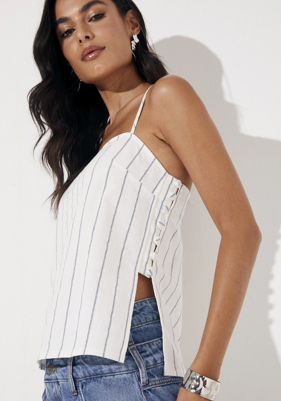 Regata Listrada Reta Detalhe Botões