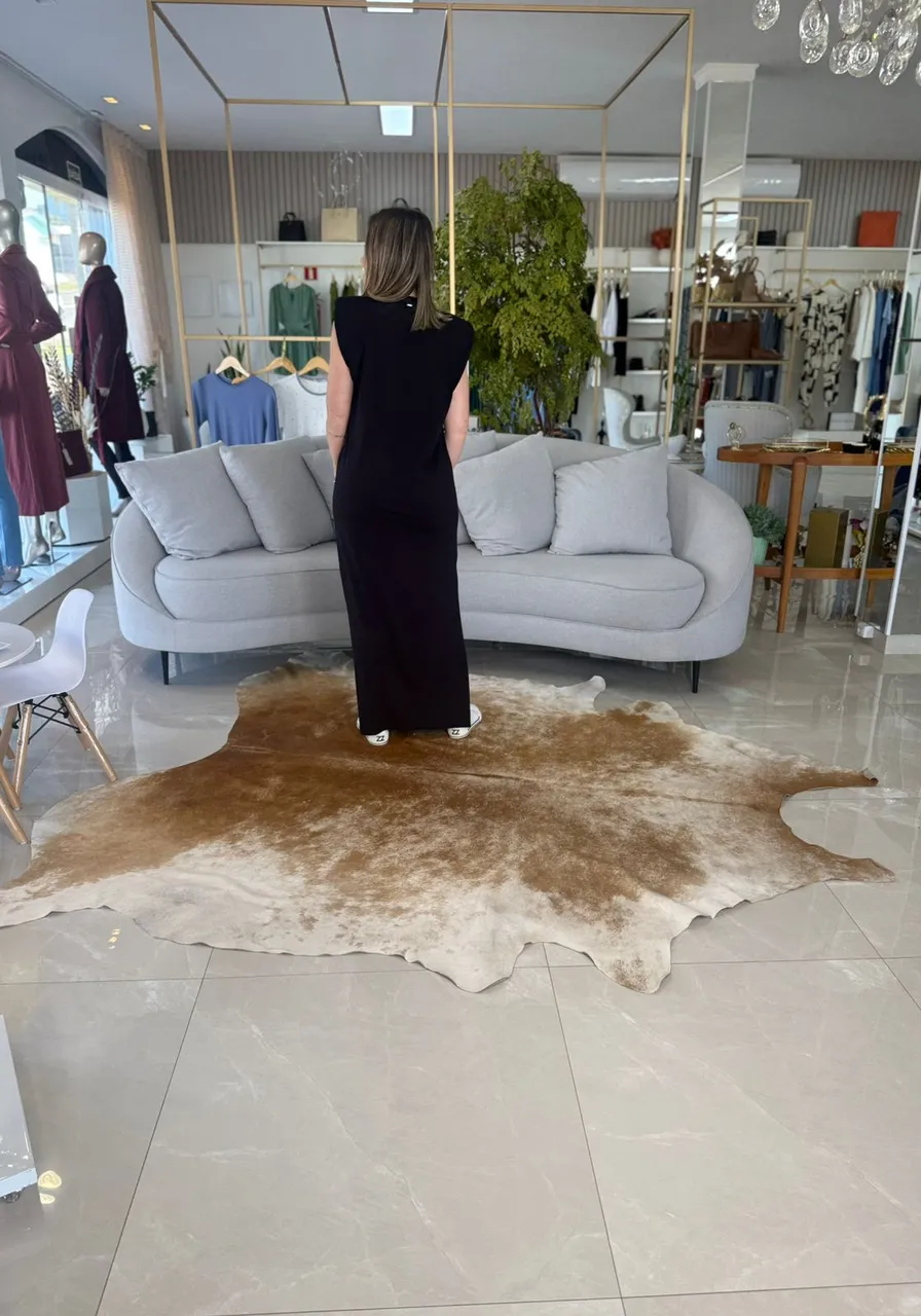 Vestido Sommer Preto Com Ombreiras Ref 14197