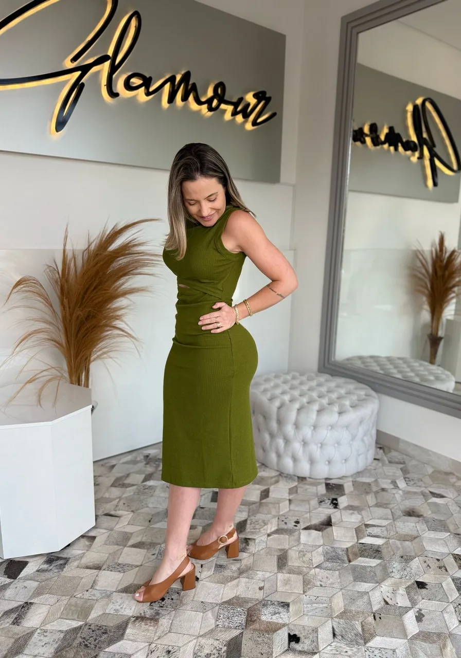 Vestido Sommer Com Abertura Frontal Verde Serrano Ref 14118