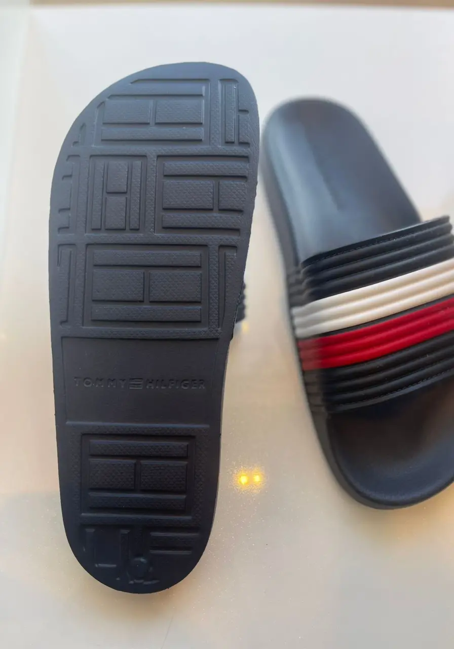 Chinelo Slide Marco 18D Tommy Hilfiger 