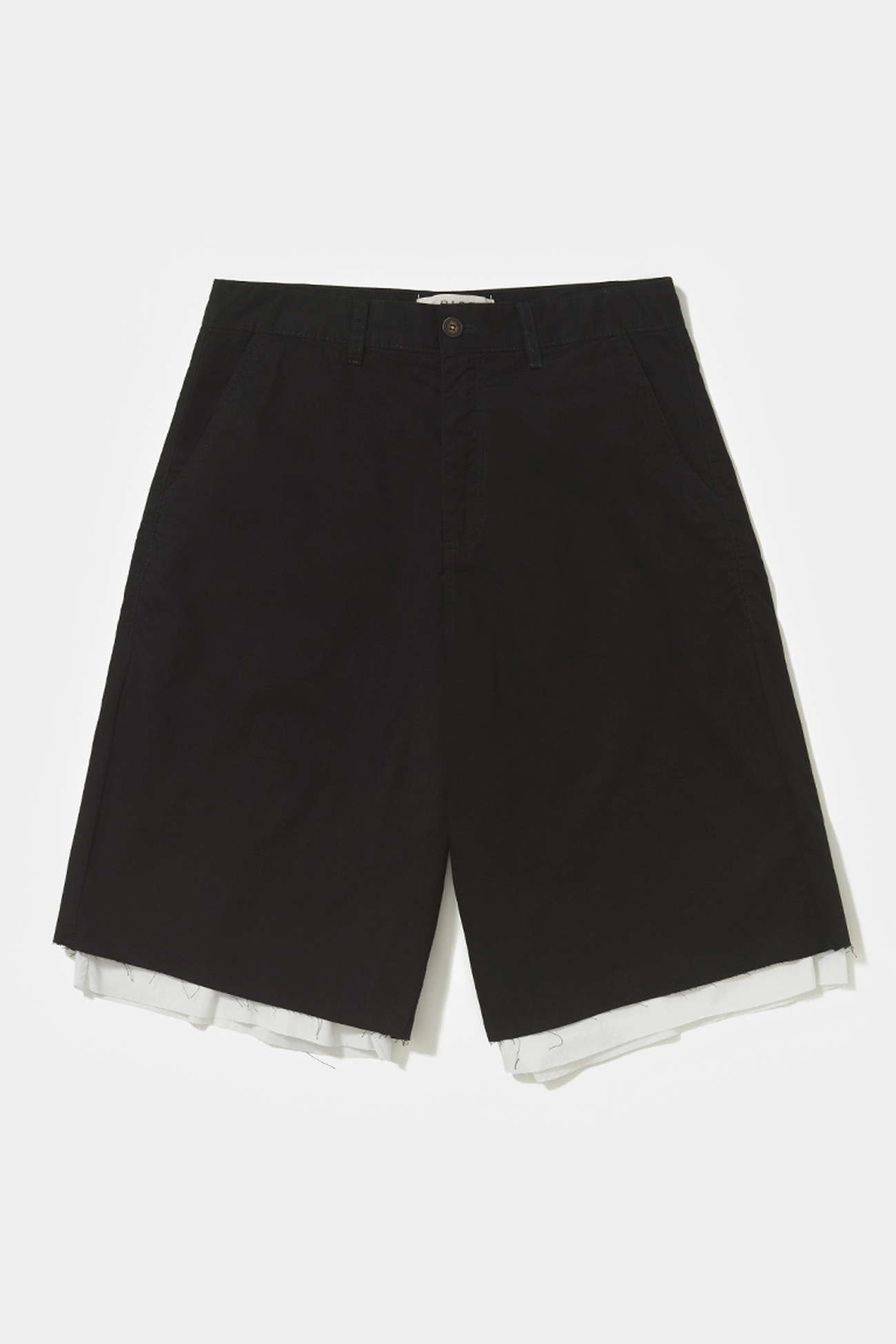 Bermuda PIET Lined Chino Shorts Black com Forro Exposto e Acabamento Alfaiatado - imagem 1