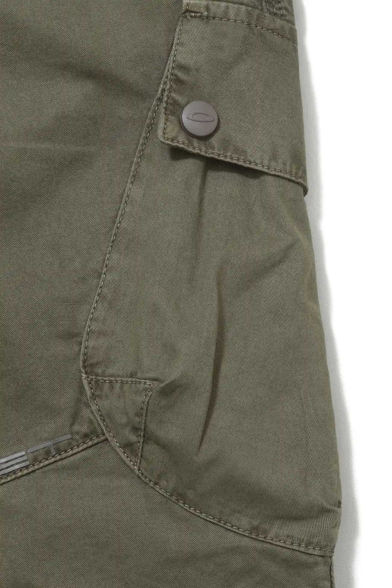 Calça PIET x Oakley SB Cargo Shadow – Modelagem Flare e 100% Algodão - imagem 7