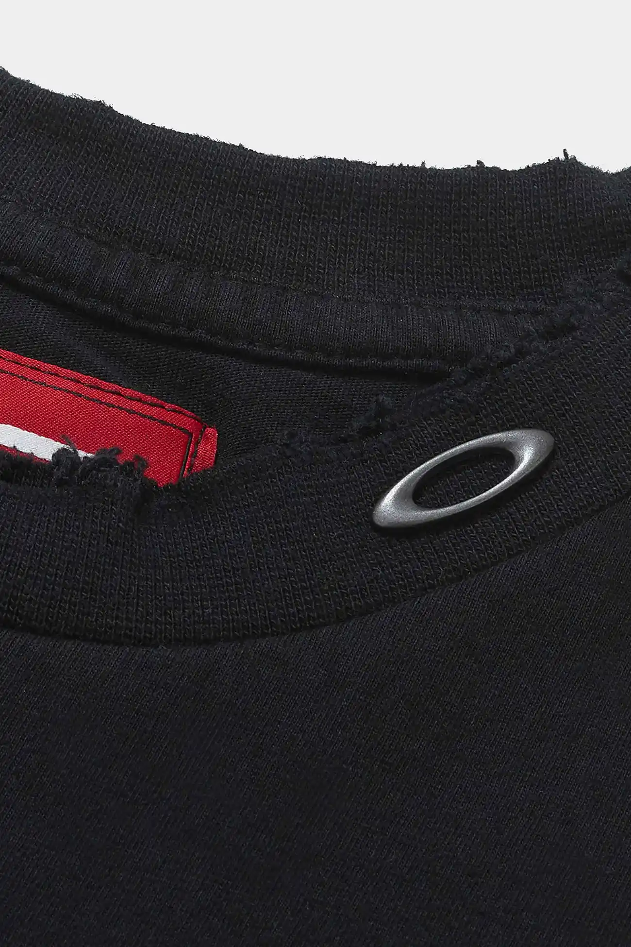 Camiseta PIET x Oakley Layered Vintage Black – Dupla Camada com Elipse Metal - imagem 3