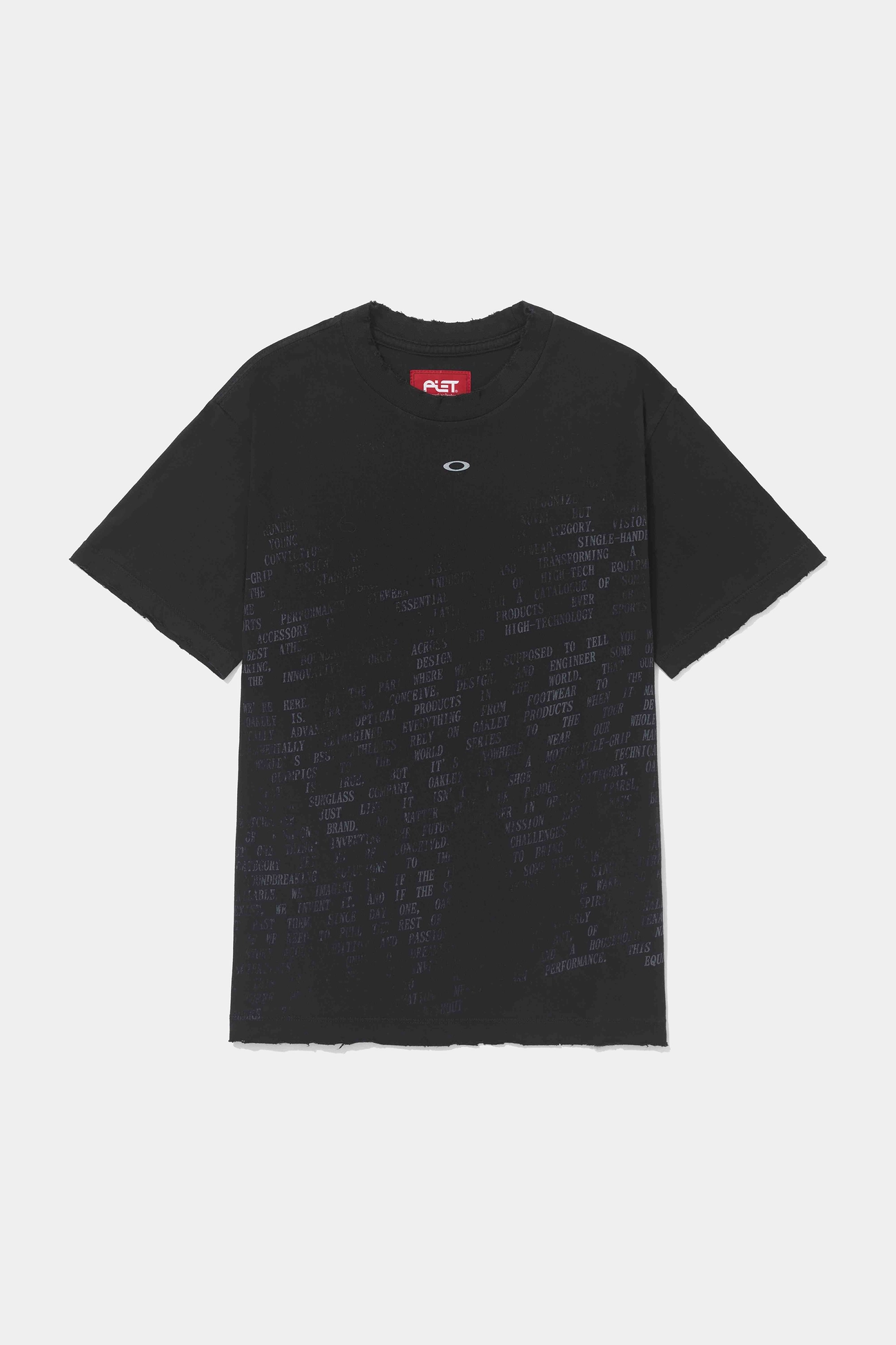 Camiseta PIET x Oakley Manifest Vintage Black – 100% Algodão com Puídos - imagem 1