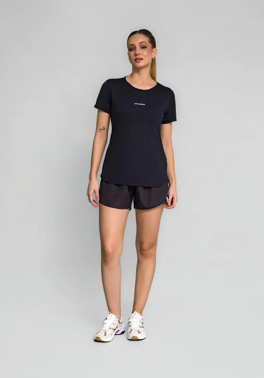 T-SHIRT CREPE ALONGADA