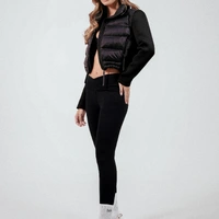 Conjunto Essential Preto — Top Triângulo + Legging V Cintura Cruzada - imagem 5