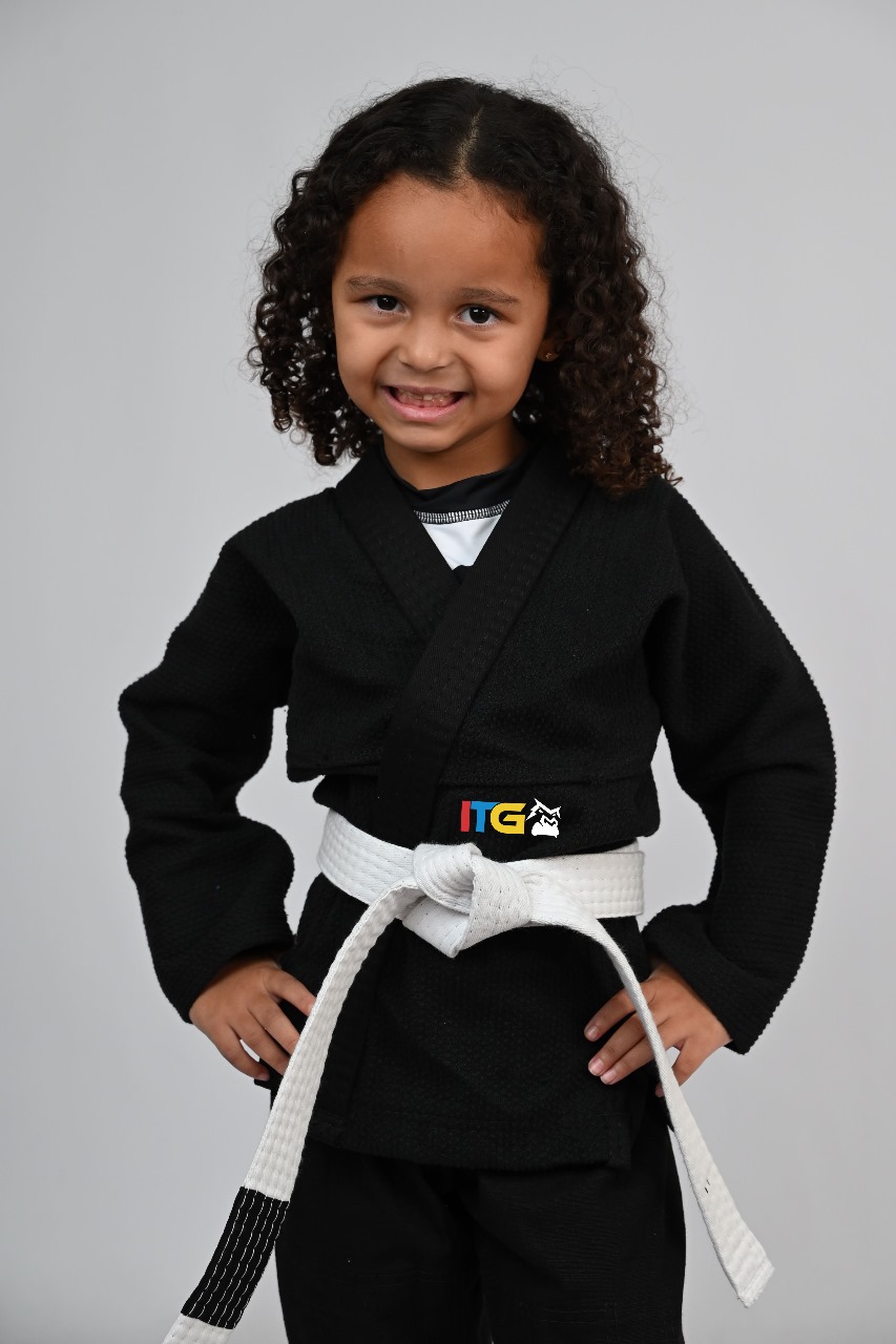 Kimono Feminino MIRIM, 4 e 5 anos. Preto
