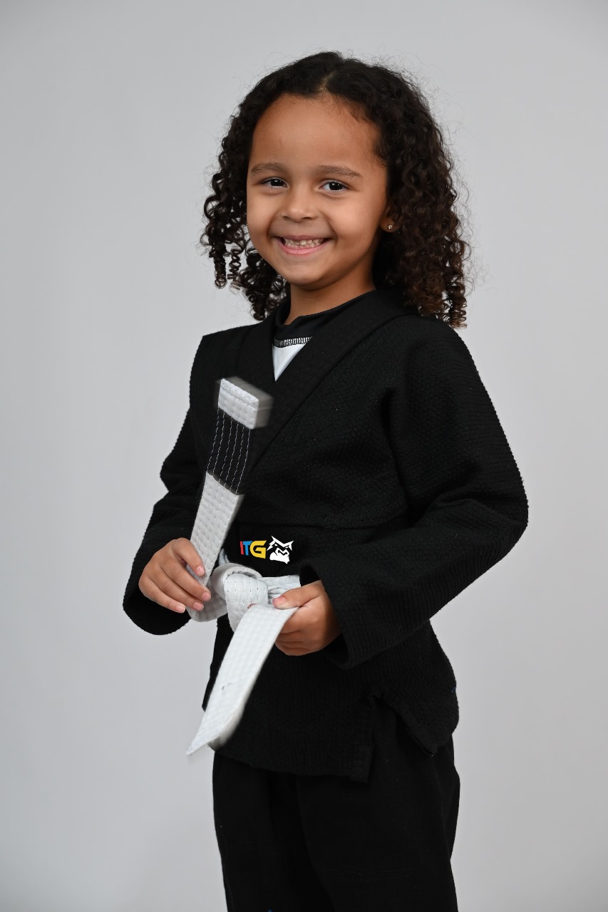 Kimono Feminino MIRIM, 4 e 5 anos. Preto