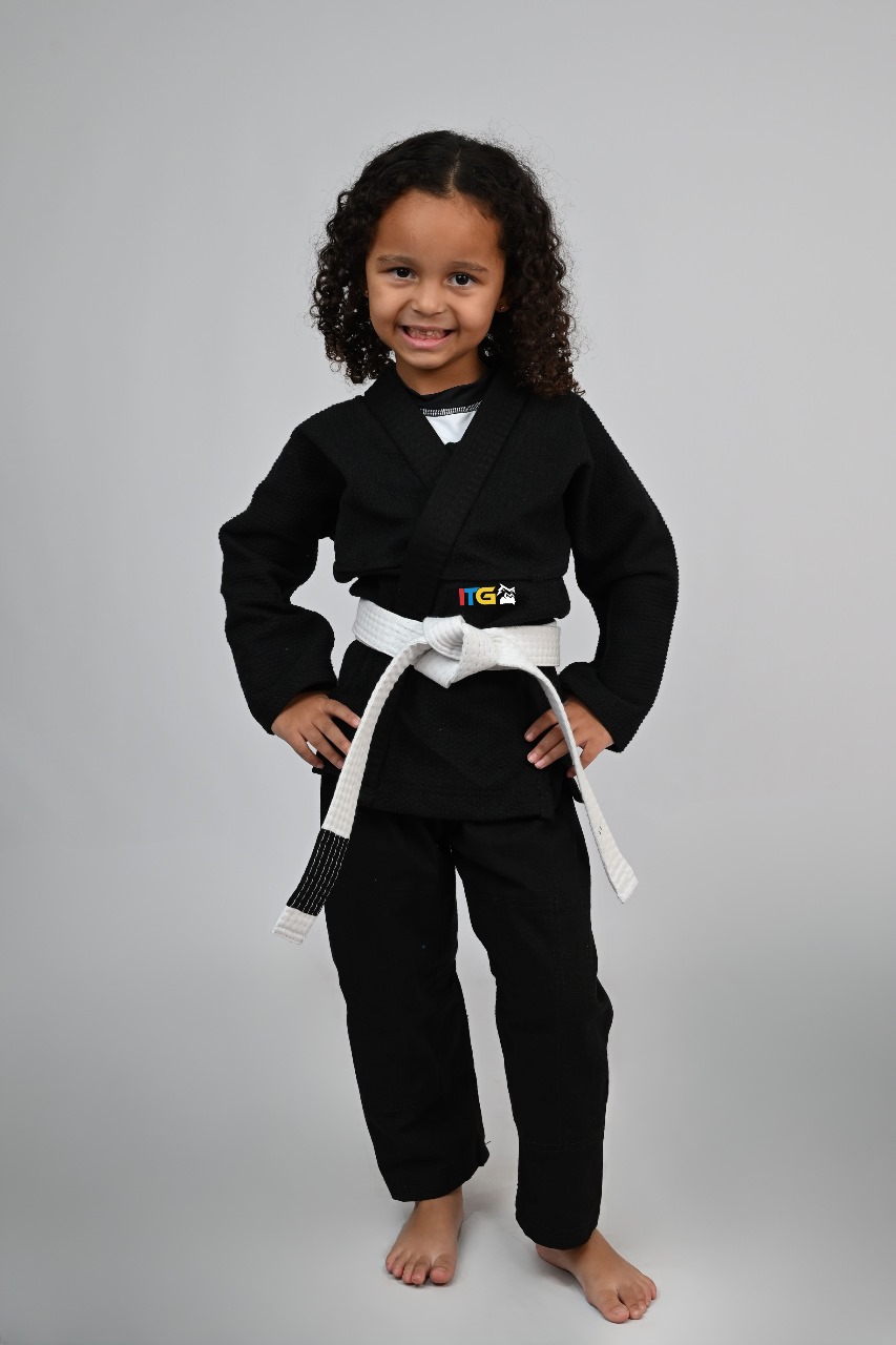 Kimono Feminino MIRIM, 4 e 5 anos. Preto