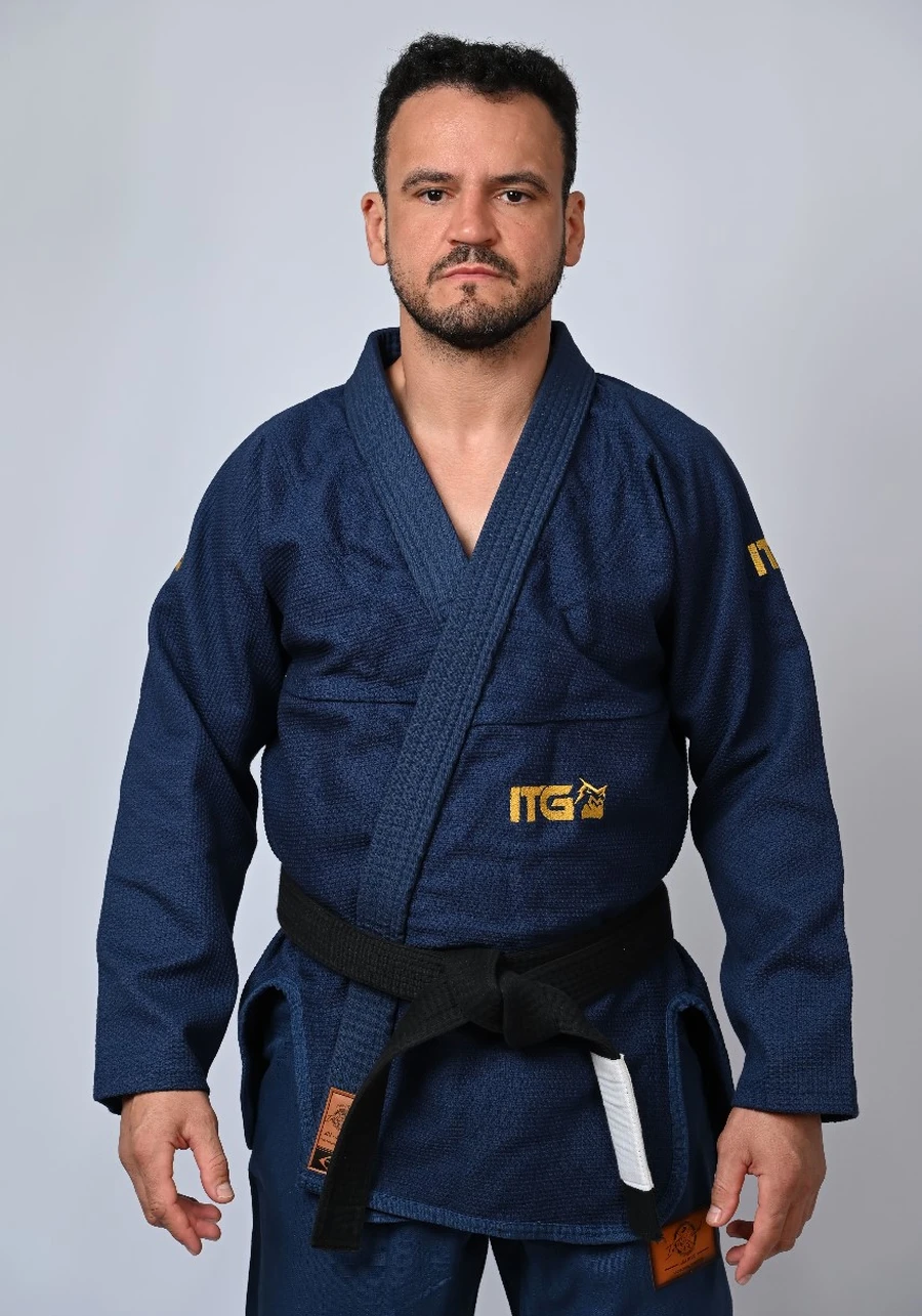 Kimono In The Guard Pro Marinho