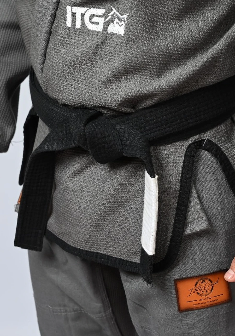 Kimono In The Guard Pro Marinho