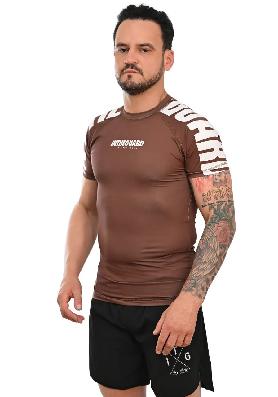 Rash Guard Masculina Cores Faixas Marrom