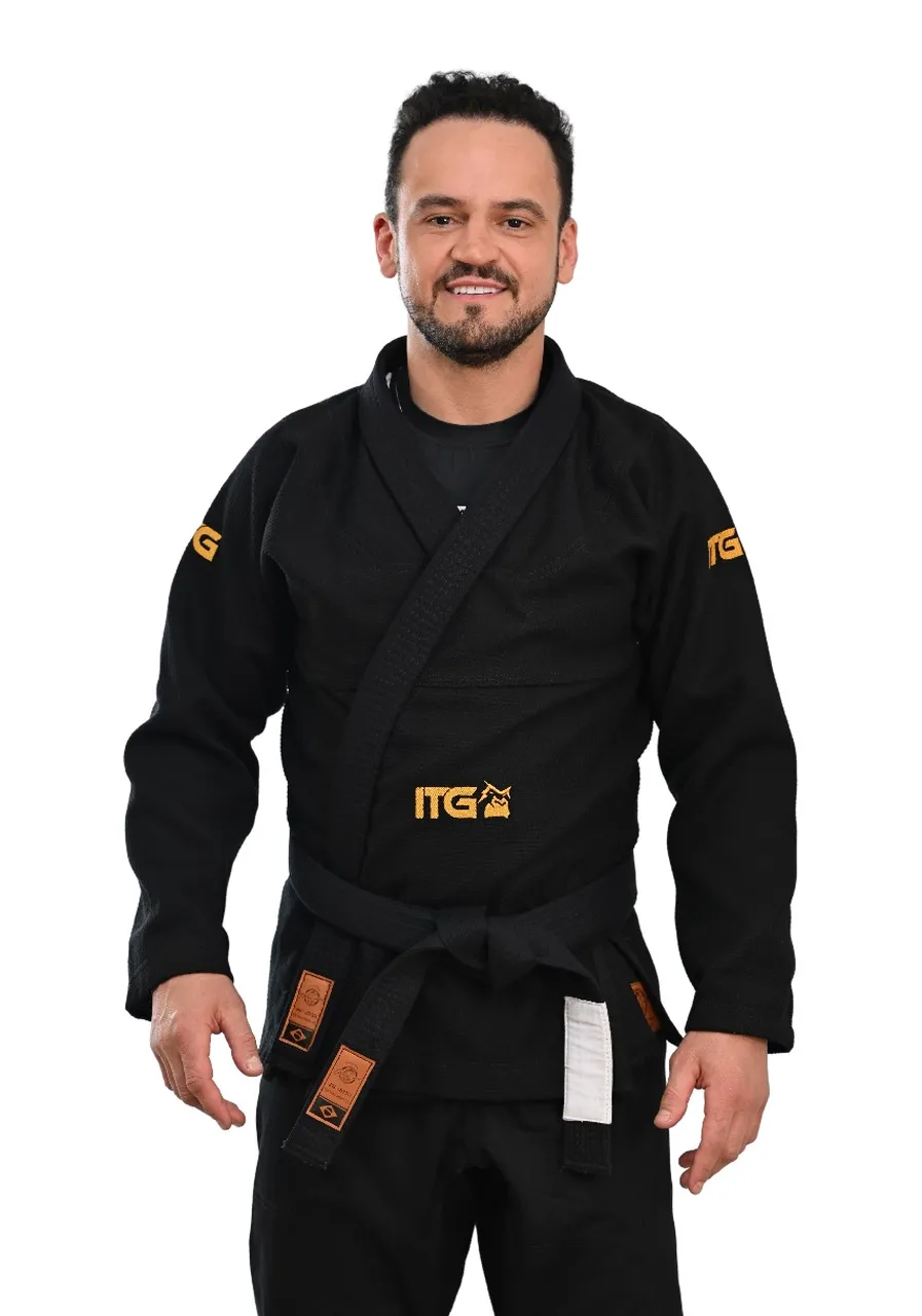 Kimono In The Guard Gold Pró Preto