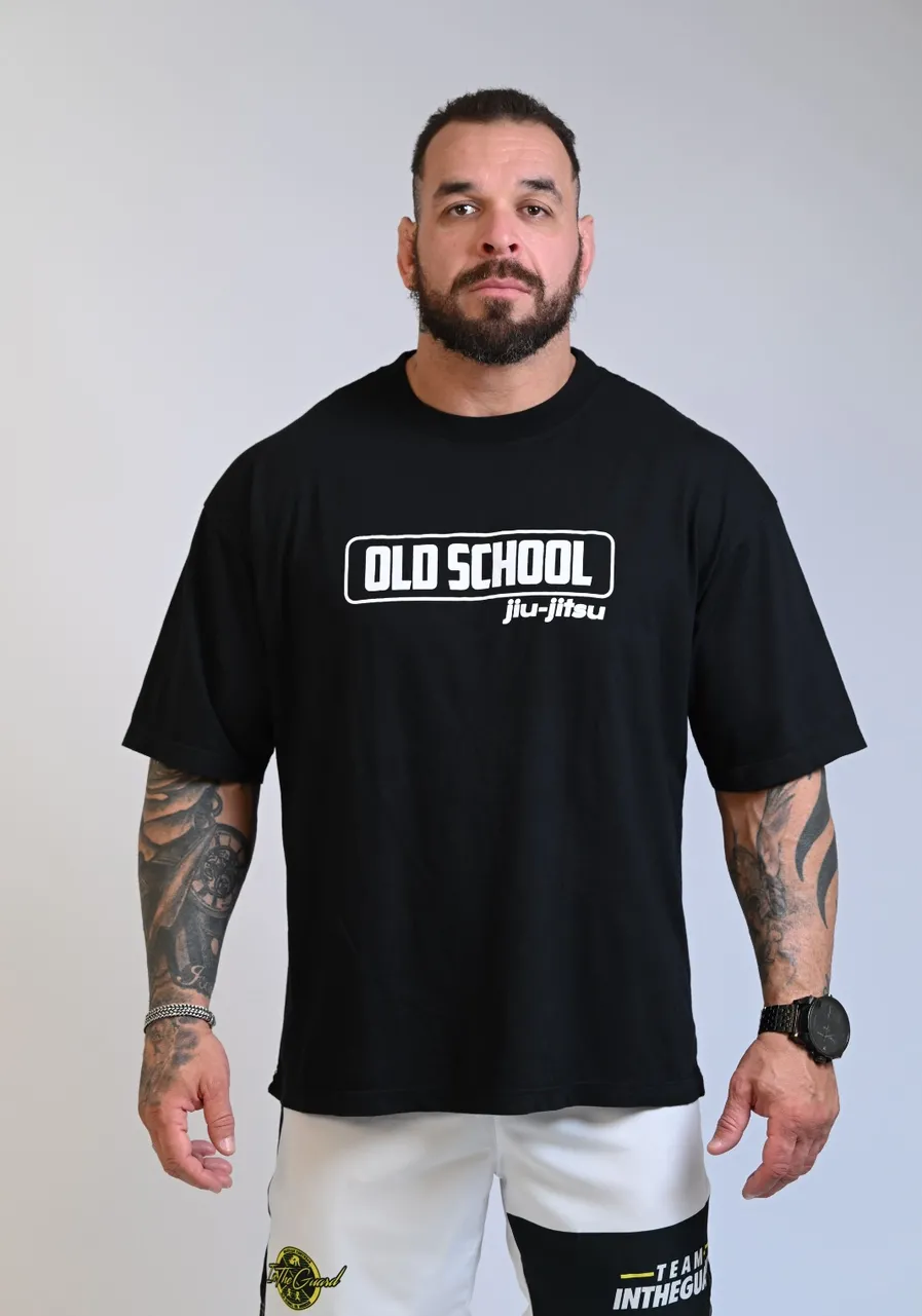 Camiseta Masculina Last Standing