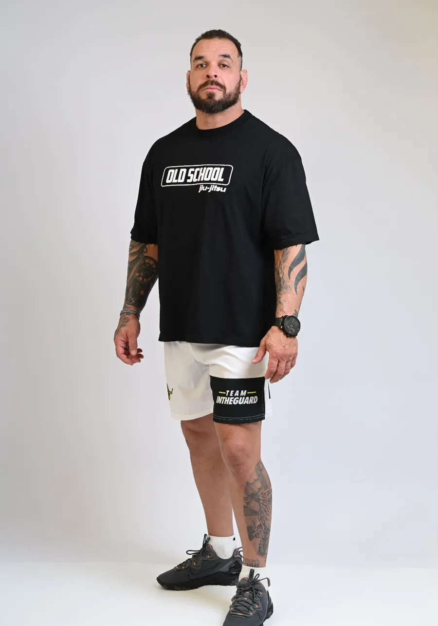 Camiseta Masculina Last Standing