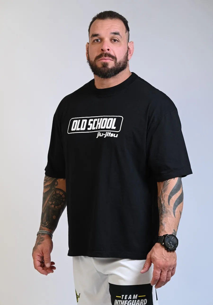 Camiseta Masculina Last Standing