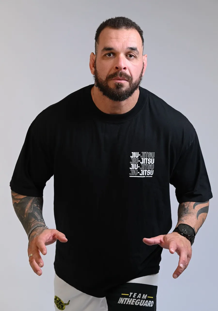 Camiseta Masculina No Retreat