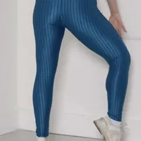 legging-disfarca-celulite-poliamida - imagem 14