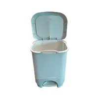 Lixeira com Pedal Lar Plásticos | Higiene e Design para Seu Lar - imagem 9