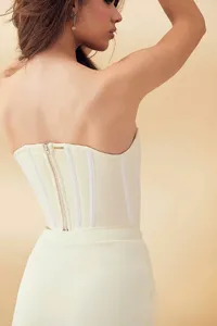 Corset Guell com Decote Gota e Detalhes Acetinados - imagem 5