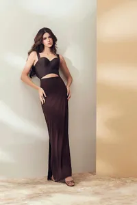 Saia Longa em Tule com Fenda Lateral Elegante - imagem 5