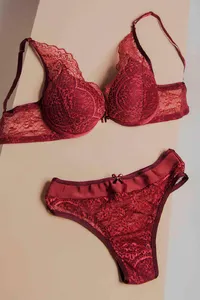 Calcinha Tanga em Renda com Faixa em Cetinete - imagem 3