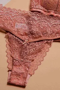 Calcinha Semi-Fio em Renda com Viés Acetinado - imagem 2