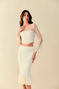 Top Corset Cropped Off-White e Rosa Blush com Tule Transparente | Elegância Refinada para Ocasiões Especiais - imagem 3