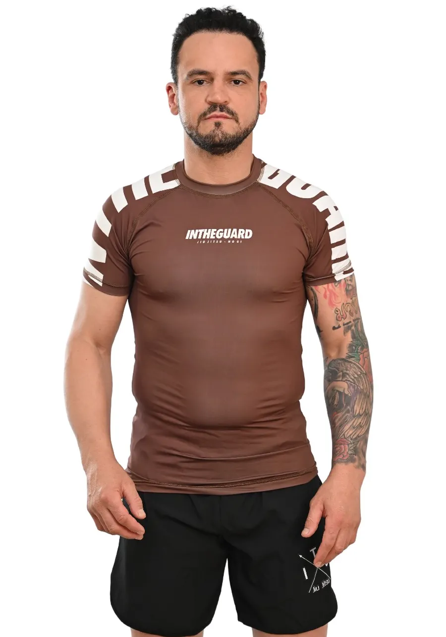 Rash Guard Masculina Cores Faixas Marrom