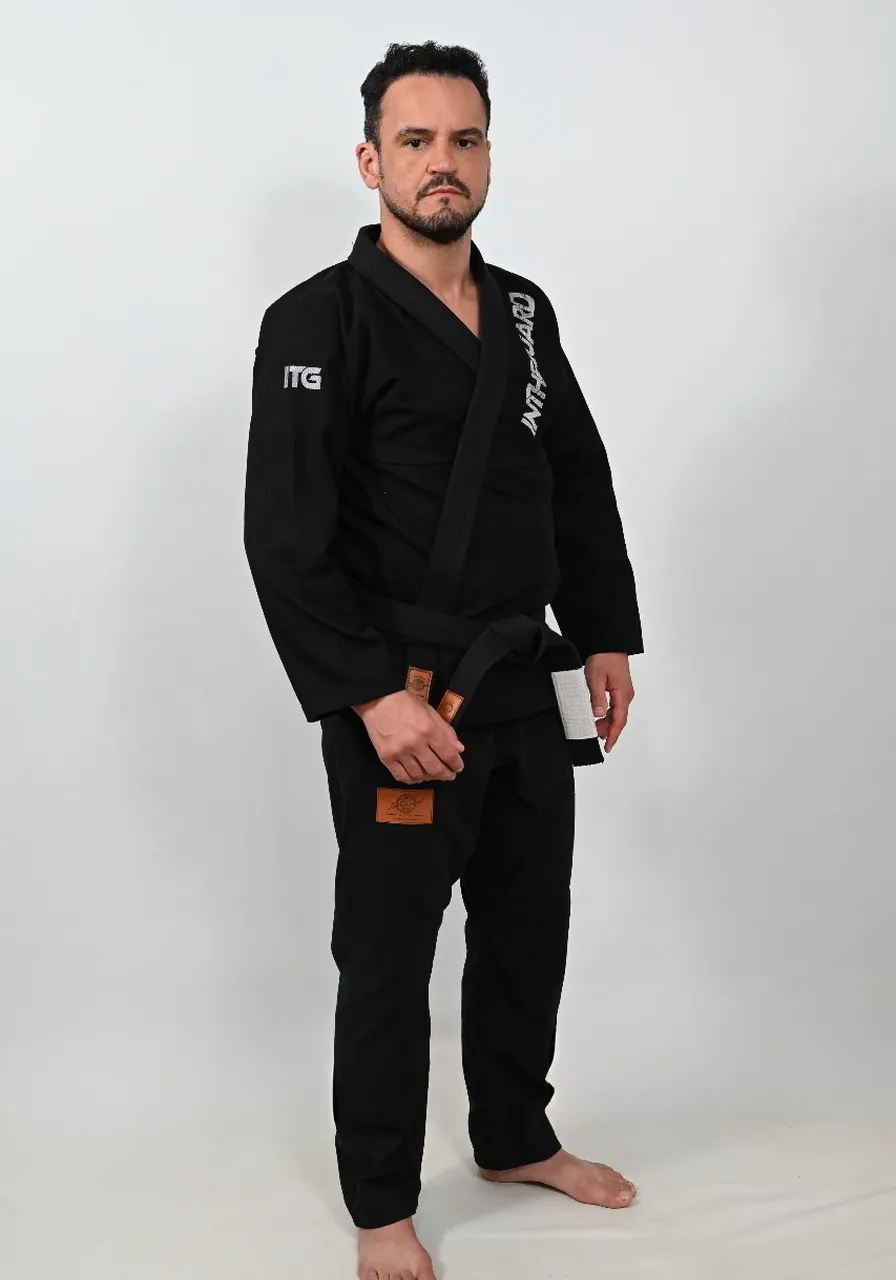 Kimono In The Guard Pró Preto